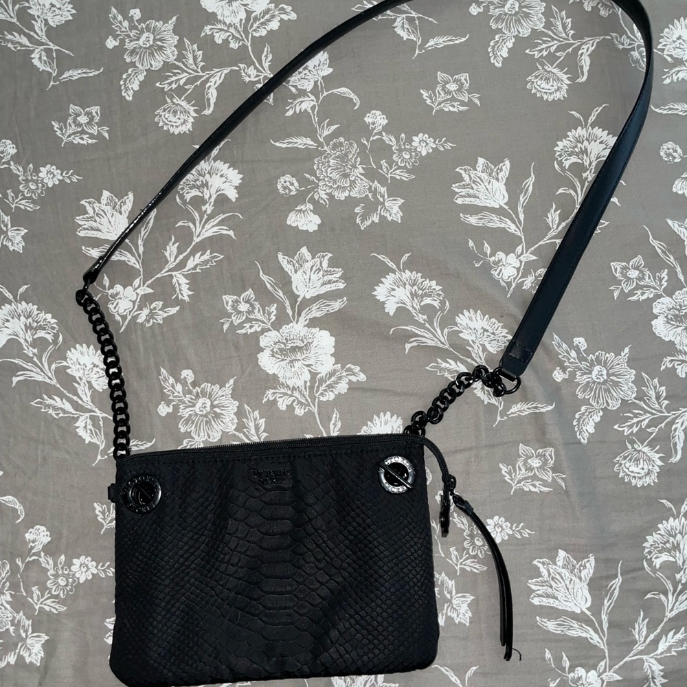 VICTORIA SECRET CROSS-BAG